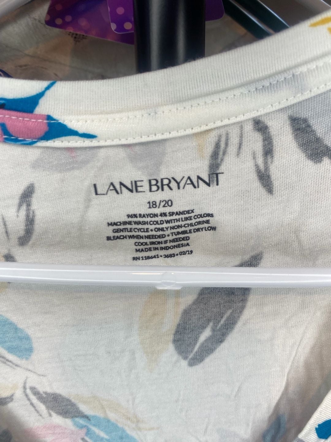 Lane Bryant White Multi-Color Floral V-Neck Ruched Short Sleeve Top Size 18/20 3