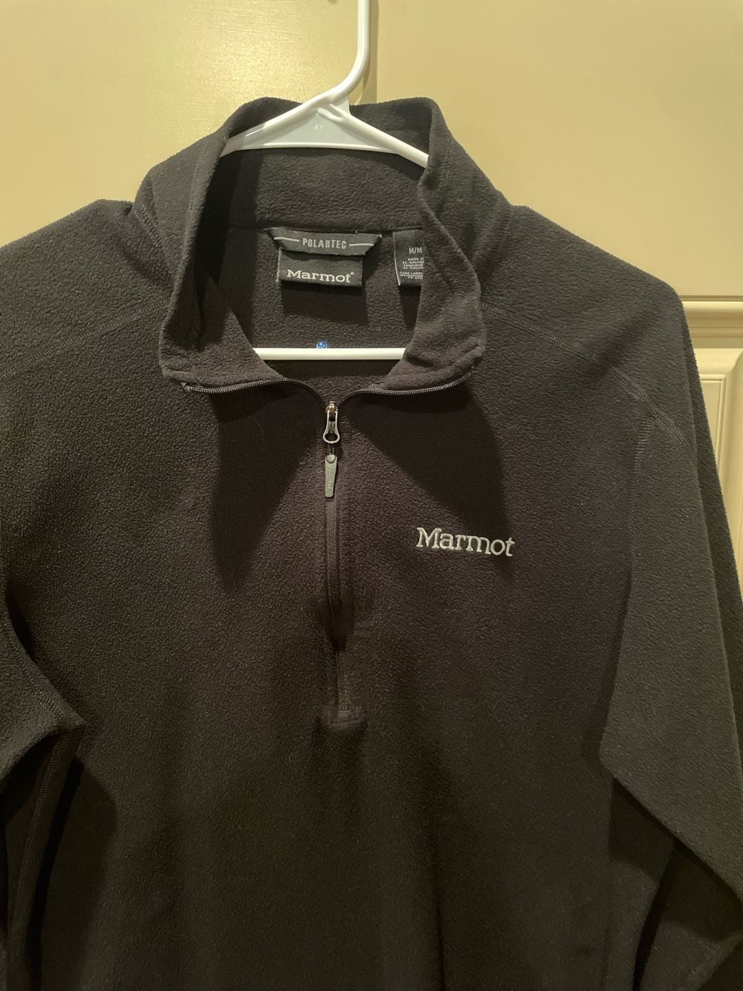 Marmot Polartec 1/4 Zip Fleece Pullover Jacket Black Size Medium Unisex. Preowned. 3
