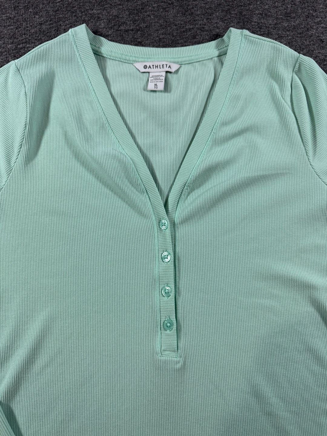 Athleta Uptempo Ribbed Long Sleeve Henley Top in Mint Green Size XL 5