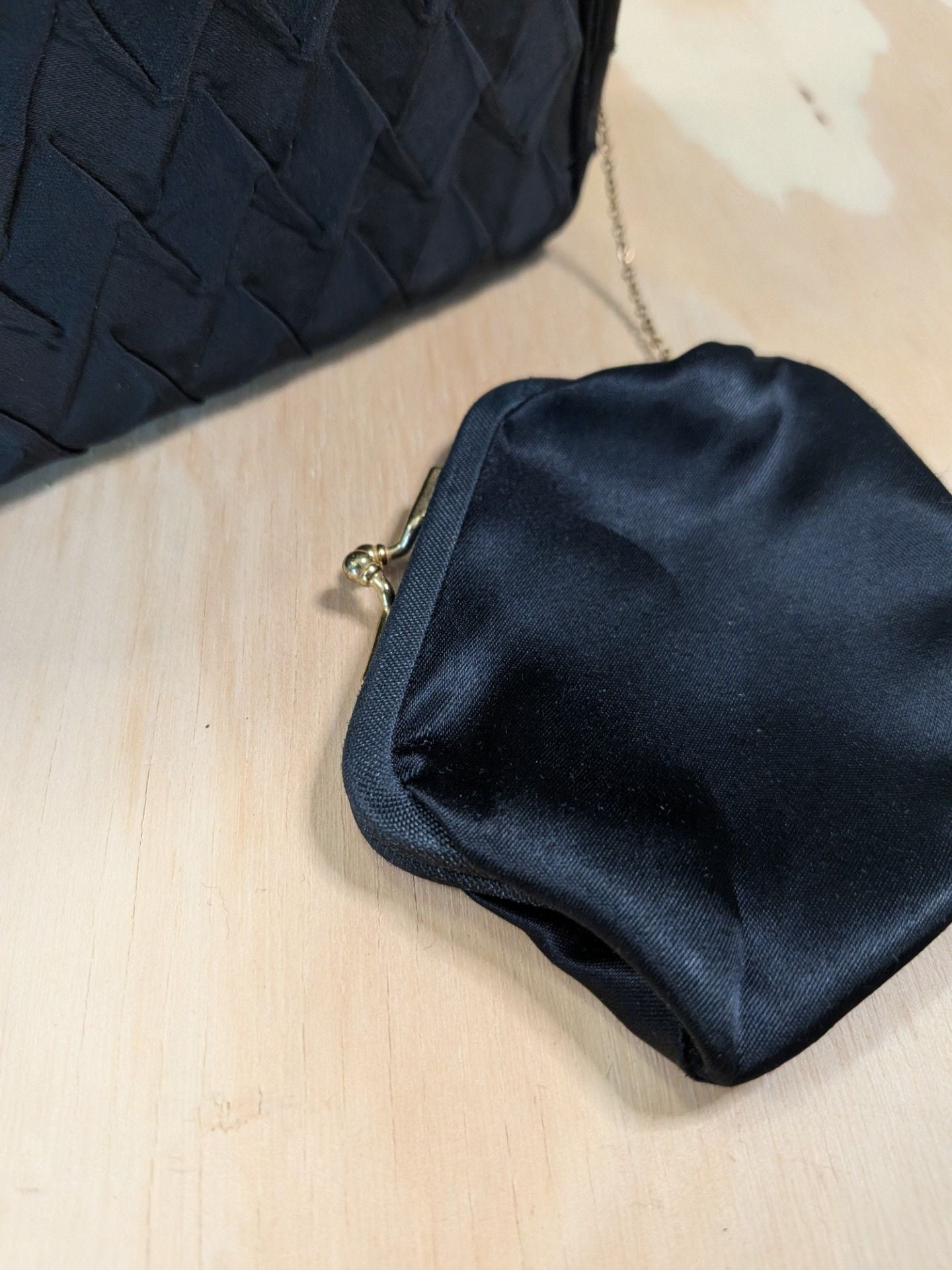 Vintage Arnold's Chicago Black Satin Evening Bag with Rhinestone Clasp 6
