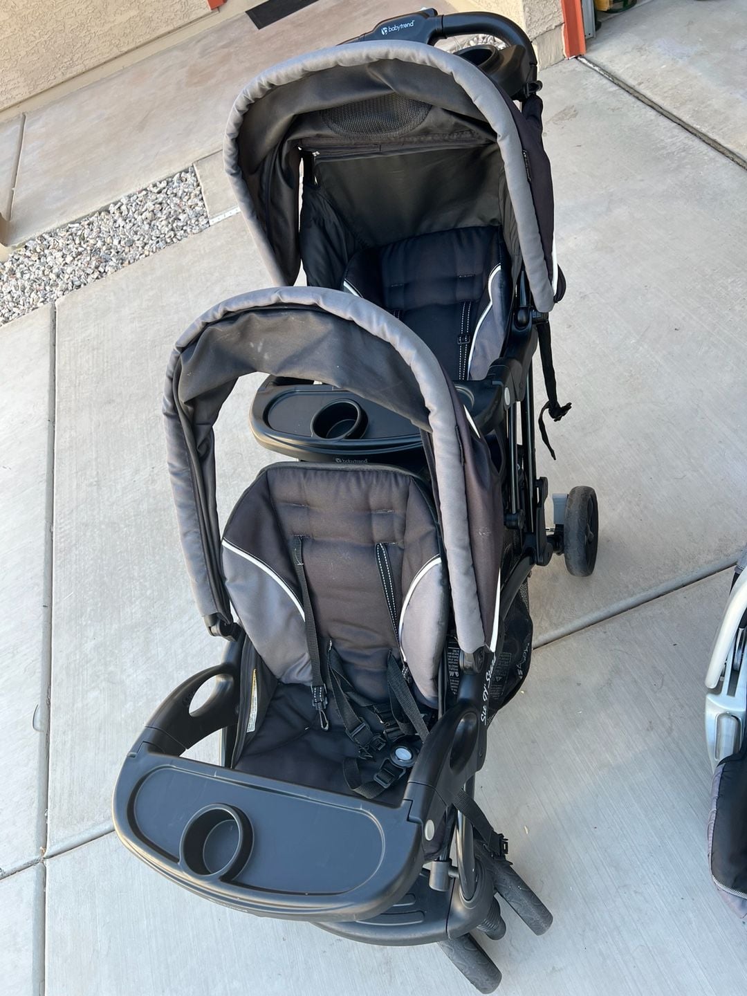 Baby Trend Sit N' Stand Double Stroller with Infant Car Seat and Base Travel System 10