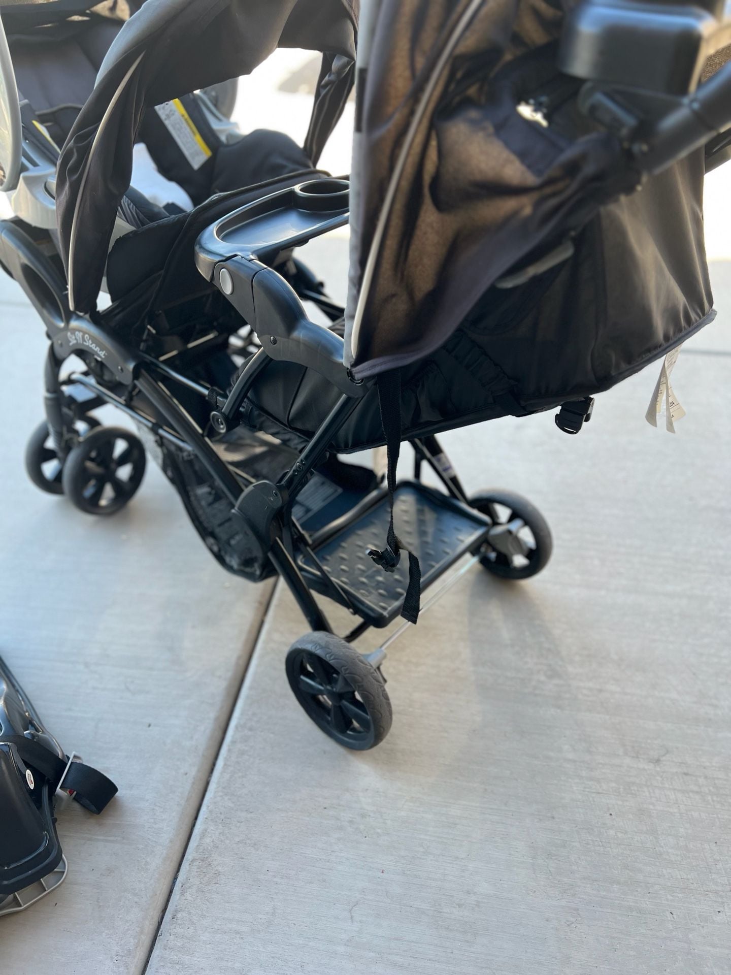 Baby Trend Sit N' Stand Double Stroller with Infant Car Seat and Base Travel System 15