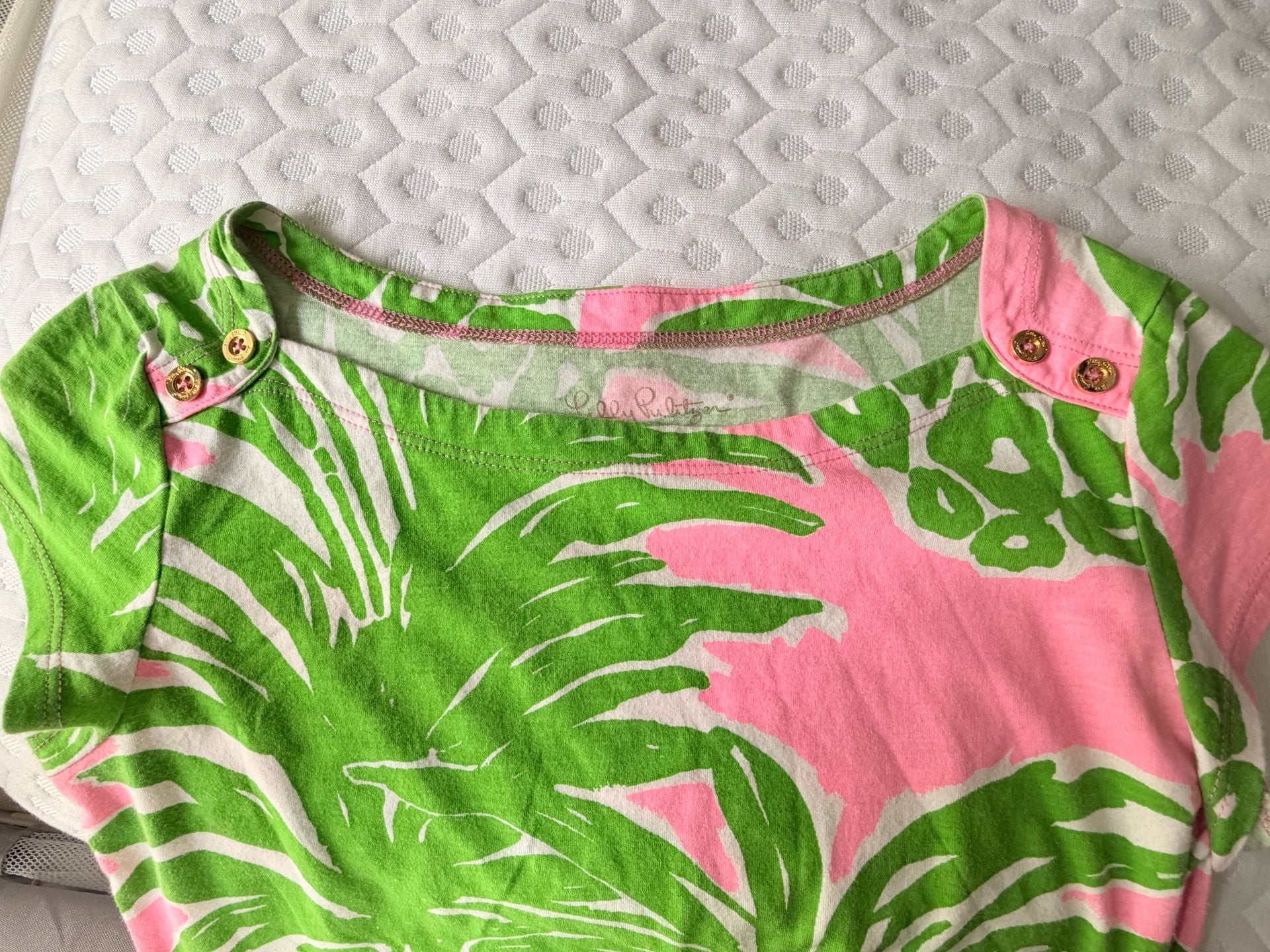 Lilly Pulitzer Loren Shift Dress in Pink and Green Flamenco Pineapple Print 4