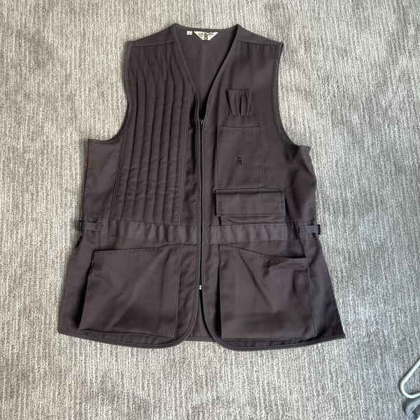 Vintage Bob Allen Shooting Vest Dark Brown Quilted Padded Right Hand Trap Skeet Vest