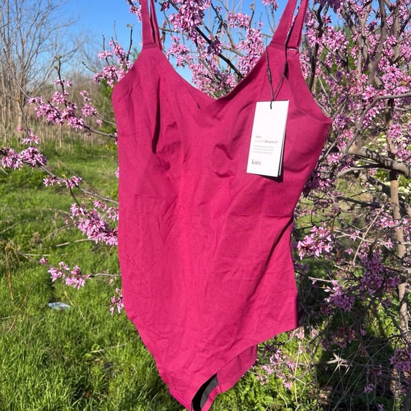 Knix LuxeLift Every Bodysuit in Winterberry Size Large