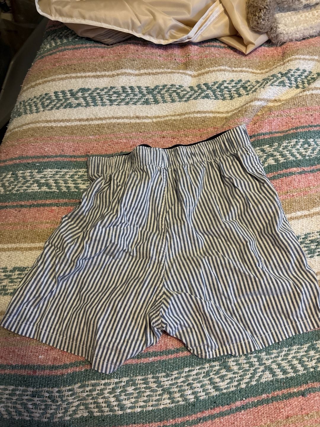 American Eagle Men's Blue and White Striped Stretch Boxer Shorts XS 26-28 2
