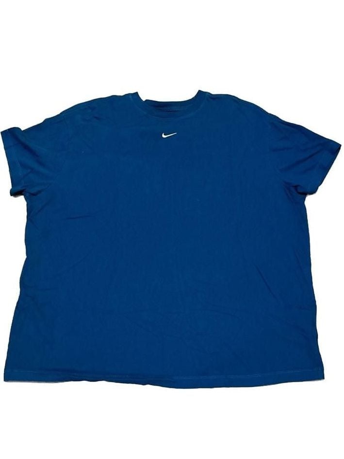 Nike Center Swoosh Loose Fit Essential Tee 2