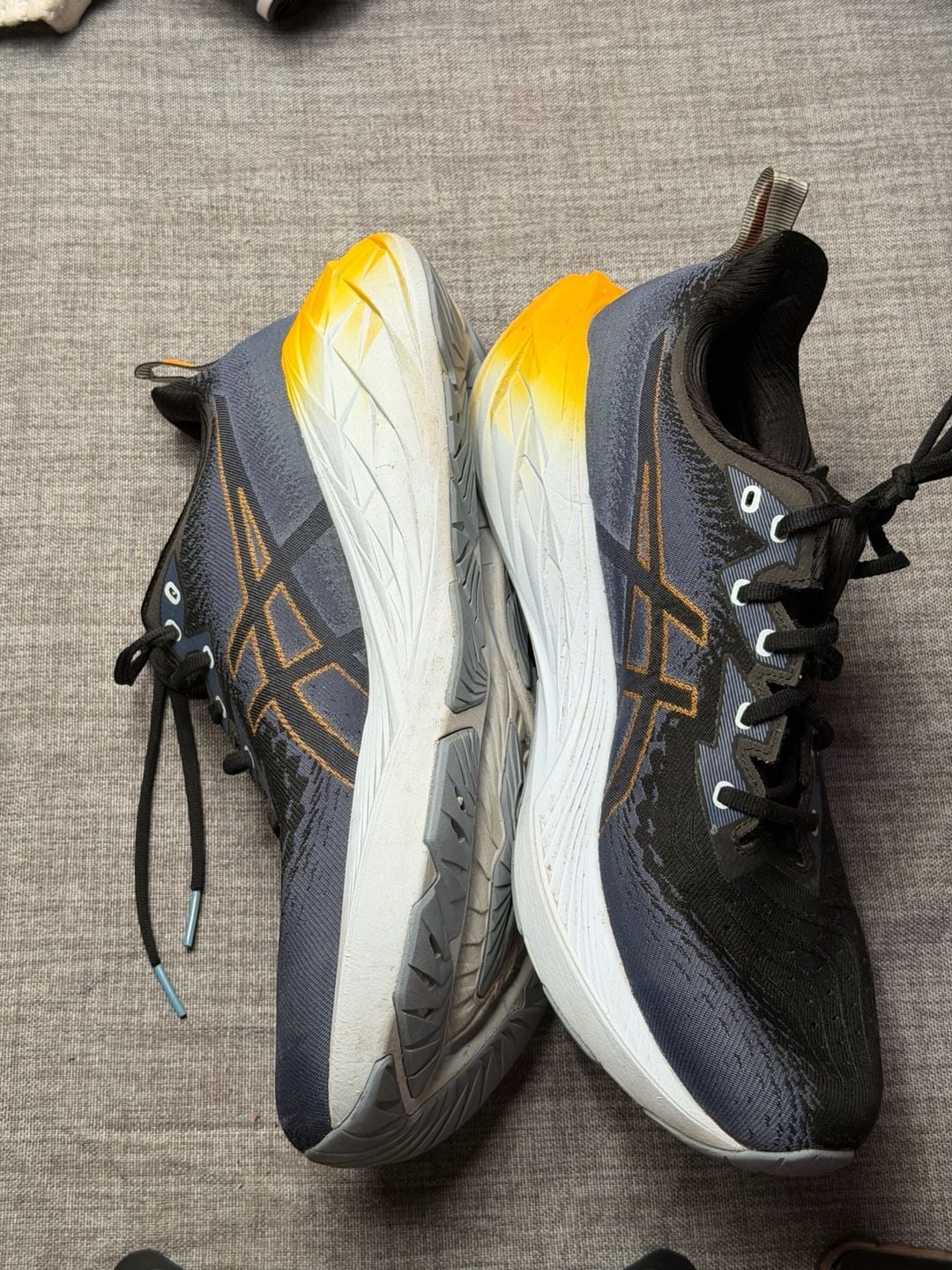 ASICS Novablast 4 Black Thunder Blue Running Shoes 4
