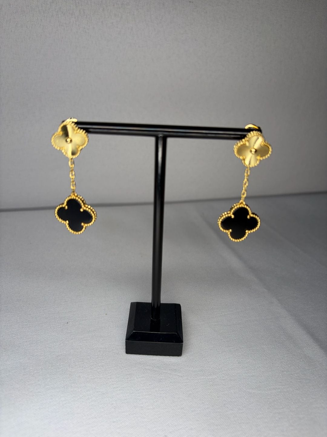 Elegant 2-Motif Dangling Earrings 2