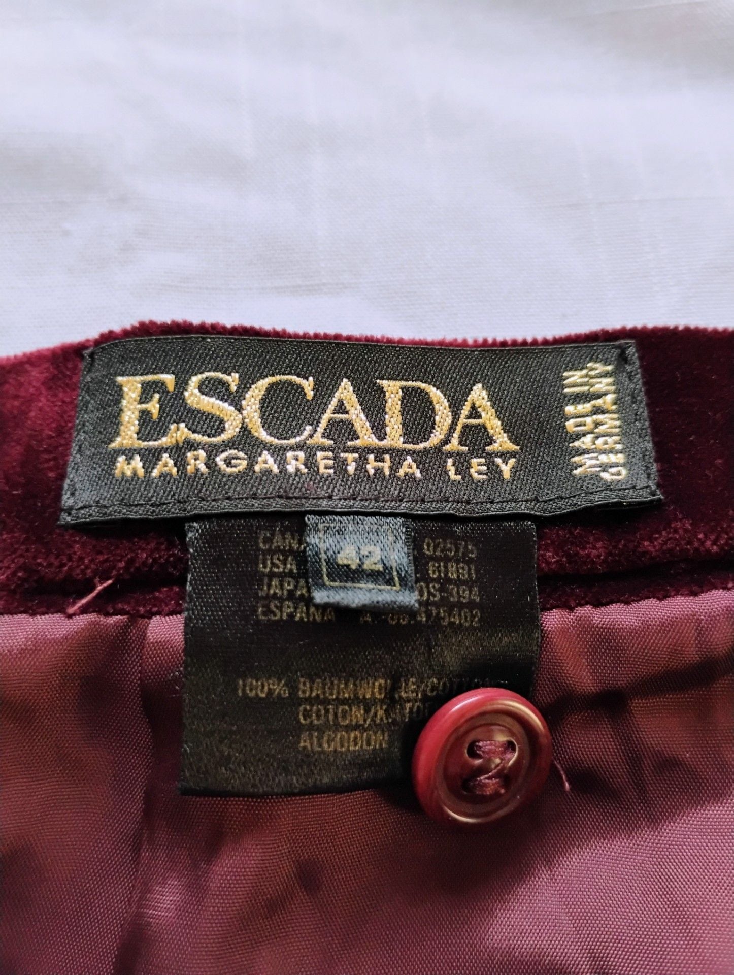 Vintage Escada Margaretha Ley Burgundy Cotton Velvet Pencil Skirt - Size 42 (US 12) 8