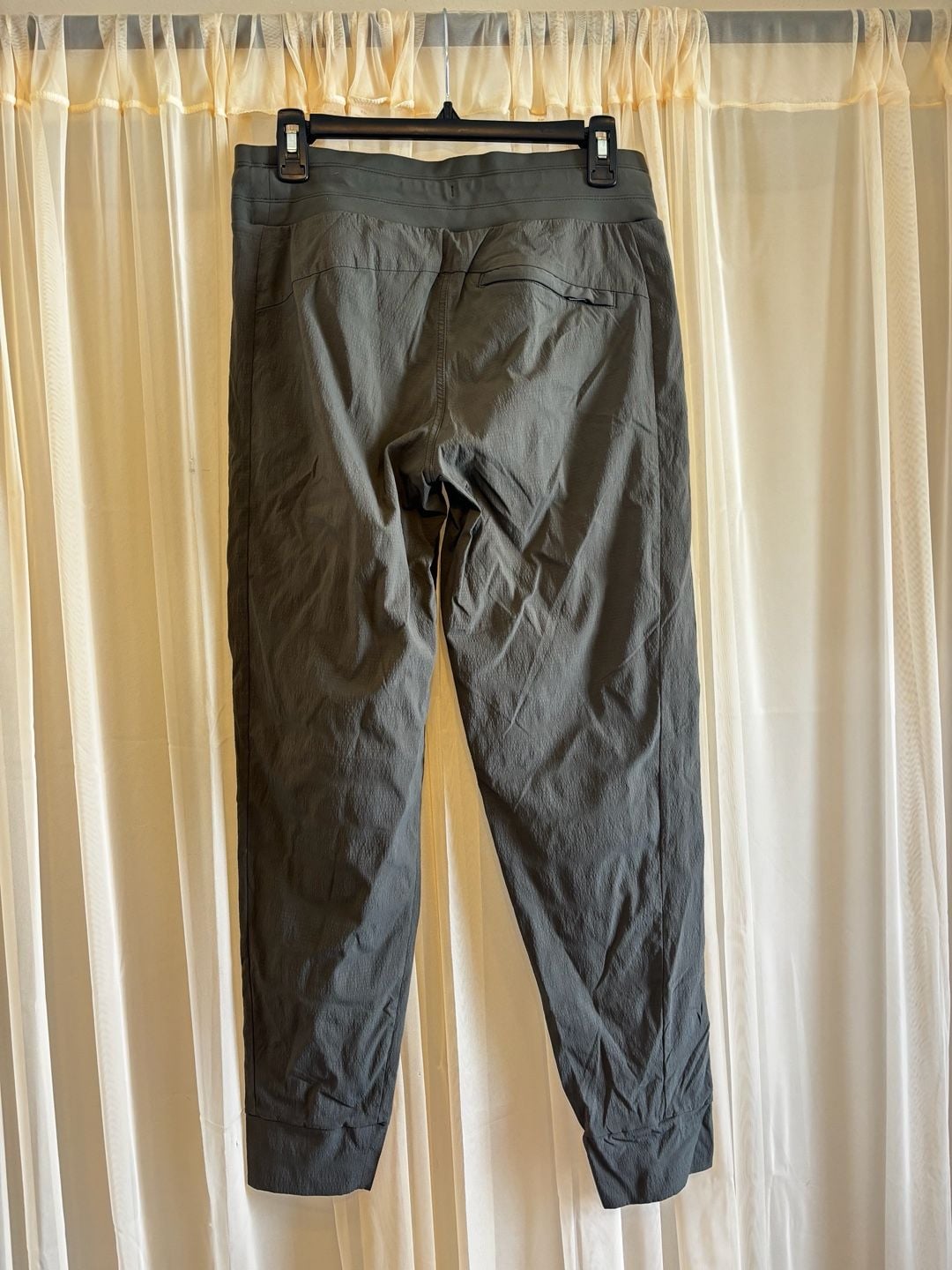 Athleta Trekkie North Jogger Pants in Mountain Olive - Size 4 3