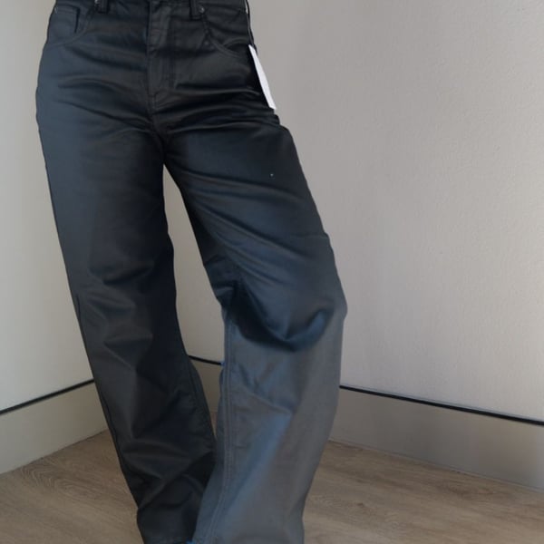 BDG Bella Baggy Coated Black Wide Leg Jeans