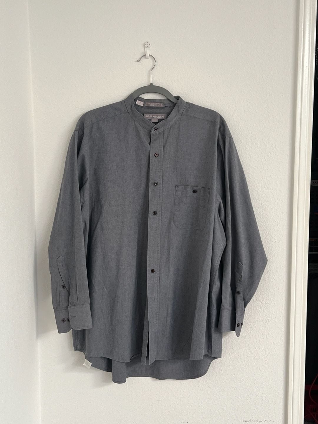 Van Heusen Men's Grey Mandarin Collar Long Sleeve Button Down Shirt 3