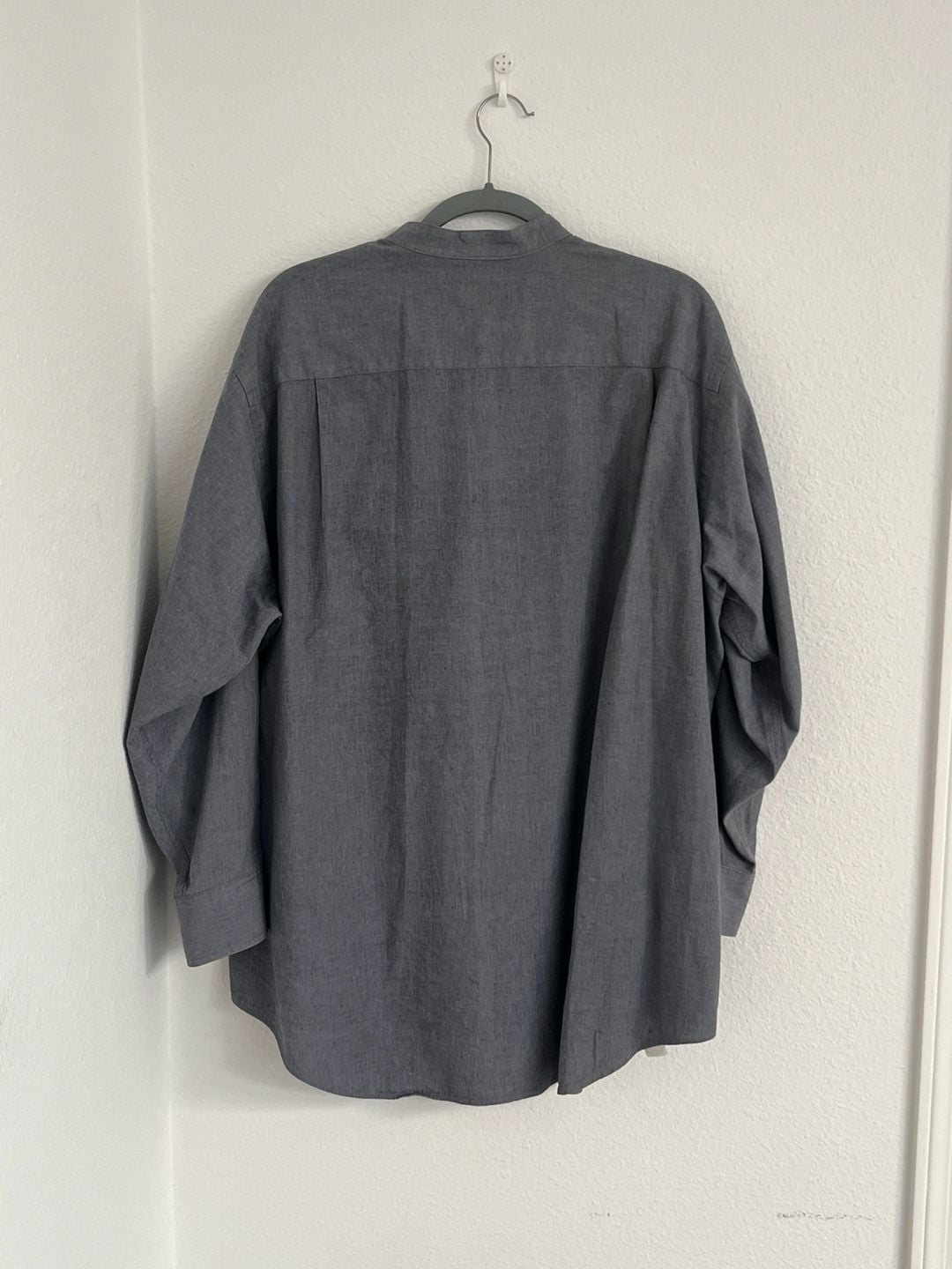 Van Heusen Men's Grey Mandarin Collar Long Sleeve Button Down Shirt 9