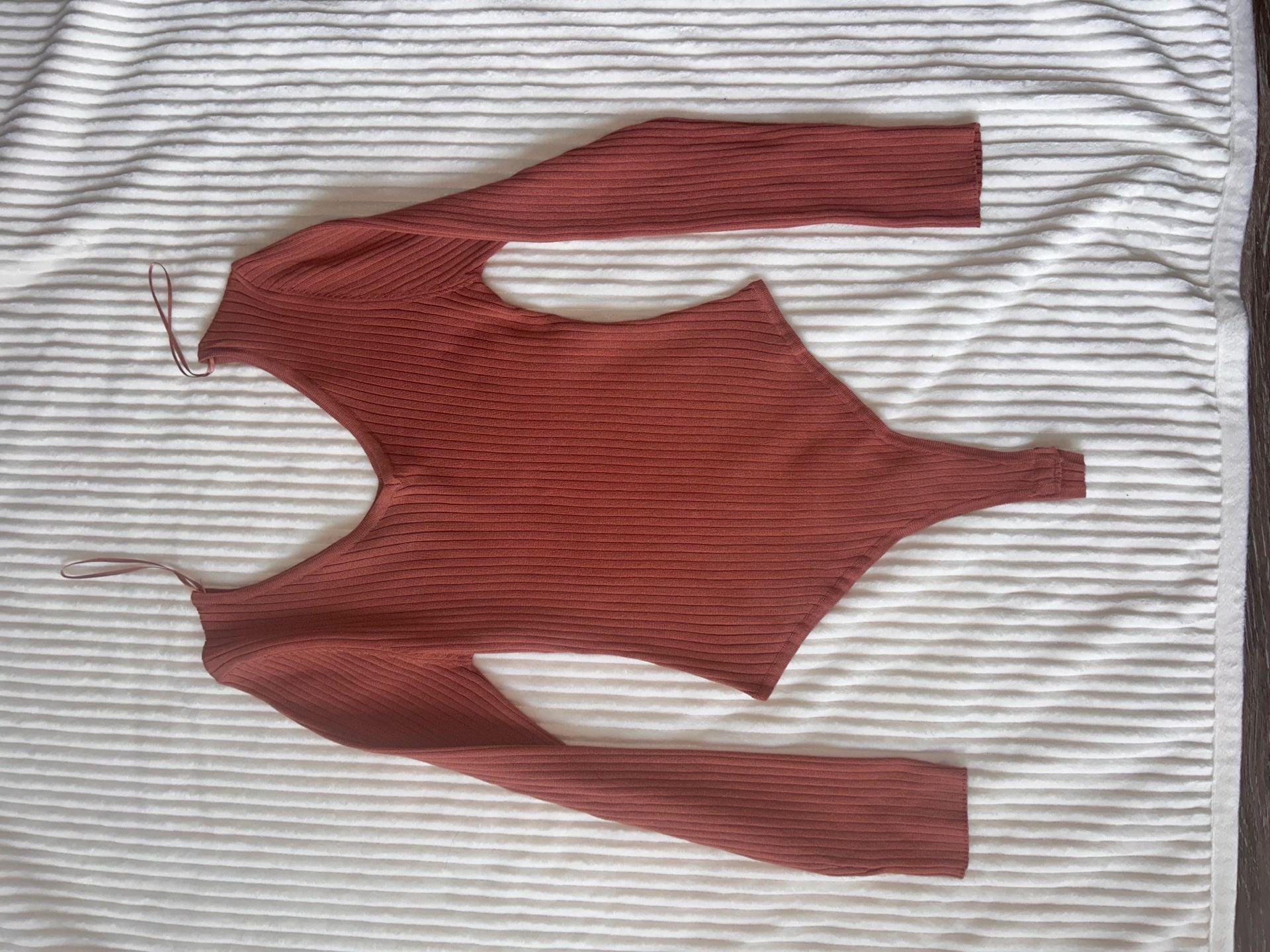 Women’s Terracotta Ribbed Long Sleeve V-Neck Bodysuit size L 5