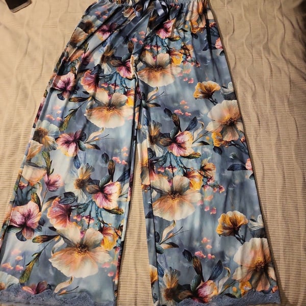 Cacique Floral Print Satin Pajama Set Cami and Wide Leg Pants