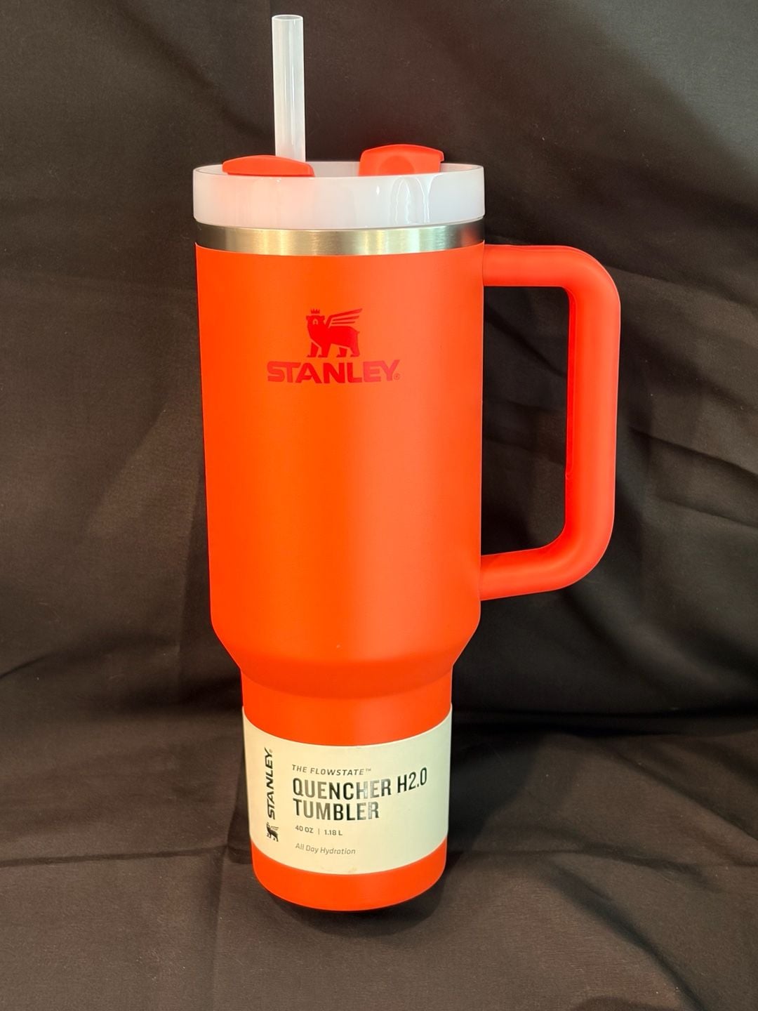 Stanley 40 oz Quencher H2.0 FlowState Tumbler in Hot Coral 1