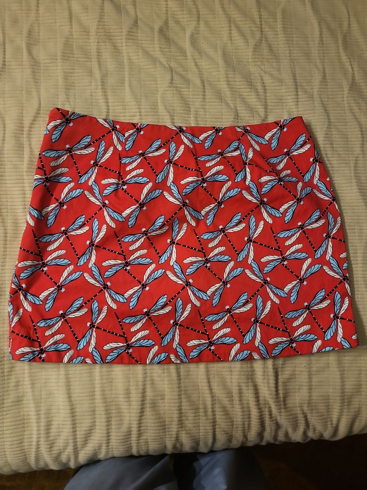 Crown & Ivy Dragonfly Print Red Skort Women's Size 14 6