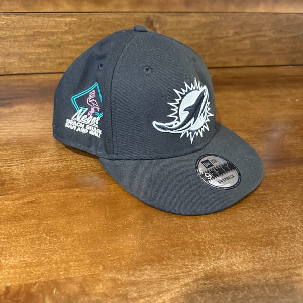 Miami Dolphins New Era 9FIFTY Snapback Hat - Neon Beach Shack Bar and Grill Edition