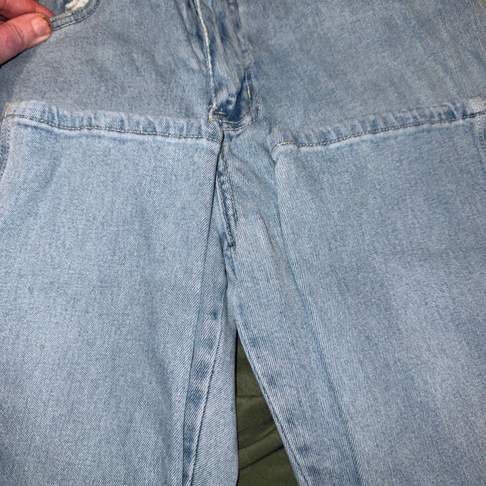 Vintage Bill Blass Wide leg cropped jeans size 12 Light wash y2k 90s 00s 2