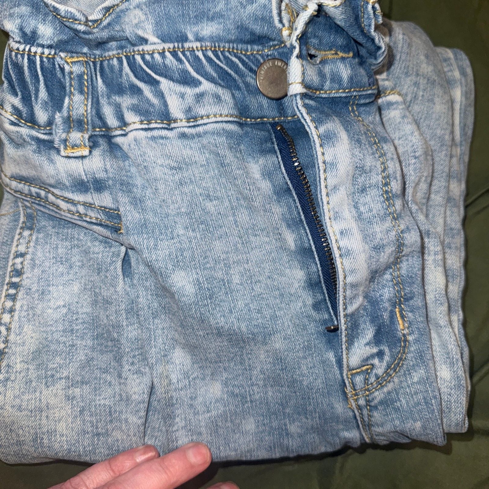 Vintage America Blues High Rise Acid Wash Paperbag Waist Pleated Denim Jeans 1