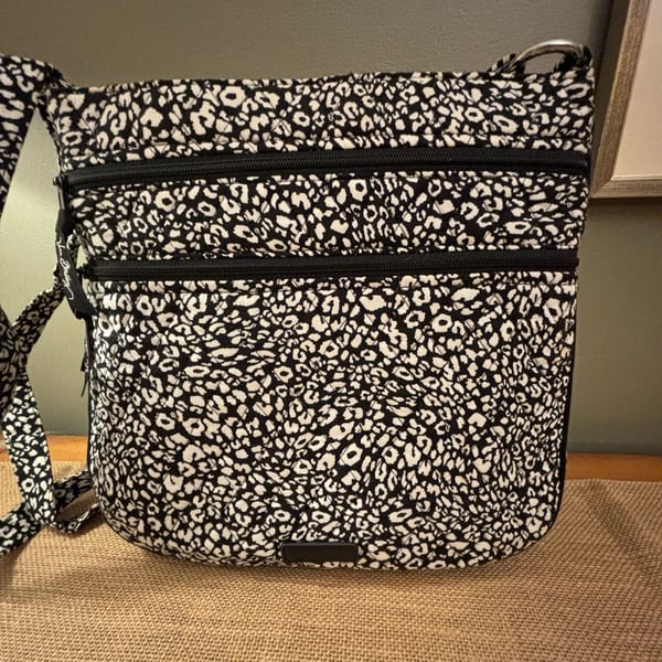 Vera Bradley  Zip Hipster Crossbody in Camocat Black & White Animal Print