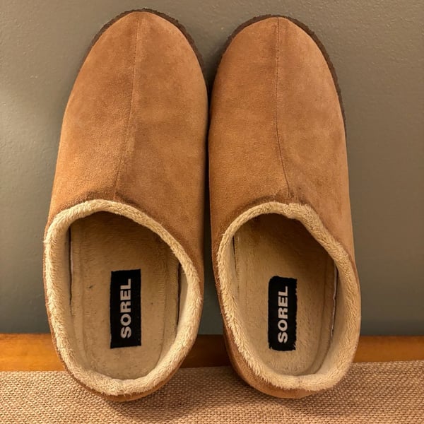 Sorel Youth Lanner Ridge II Suede Slipper Clogs - Camel Brown