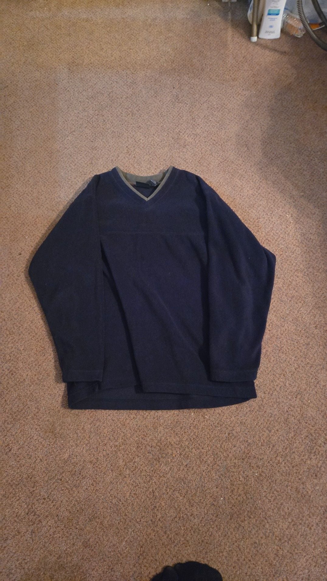 Trader Bay Vintage Navy Blue Fleece V-Neck Pullover Sweater XLT 2