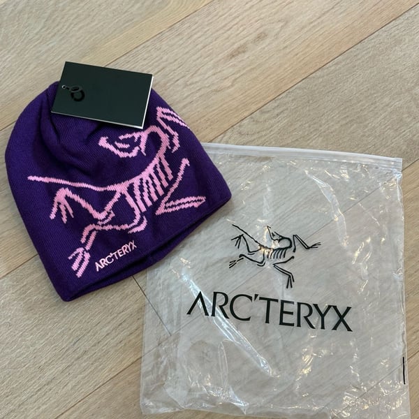Arc'teryx Fernie Toque Logo Beanie Purple/Pink Brand new with tags and bag. Ships next day 
