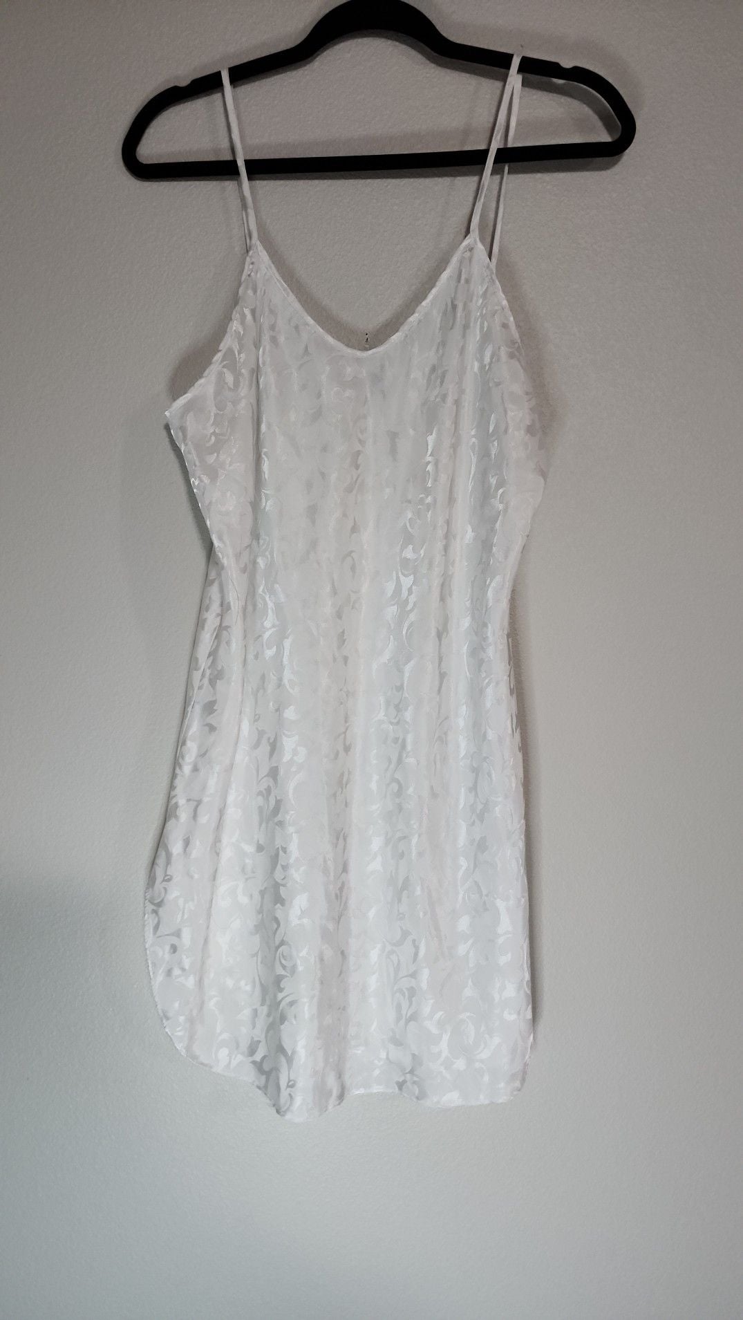 Vintage Kristine Tyler Intimates White Floral Jacquard Satin Slip Nightie 2