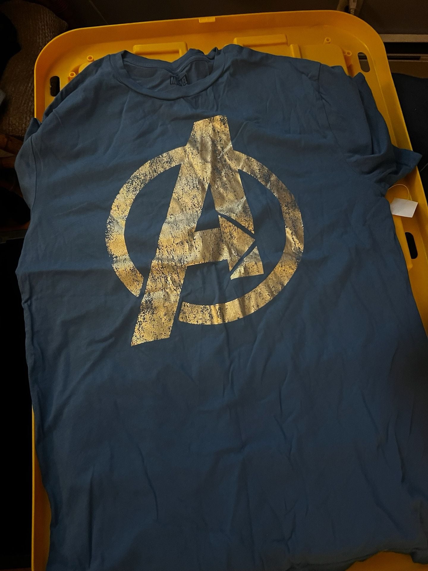 Marvel Avengers Gold Foil Logo T-Shirt Blue Size Small 2