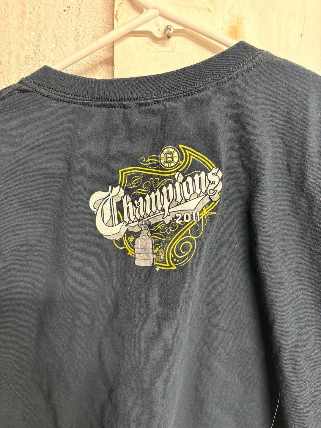 Vintage 2011 Boston Bruins Stanley Cup Champions NHL Graphic T-Shirt Large 6