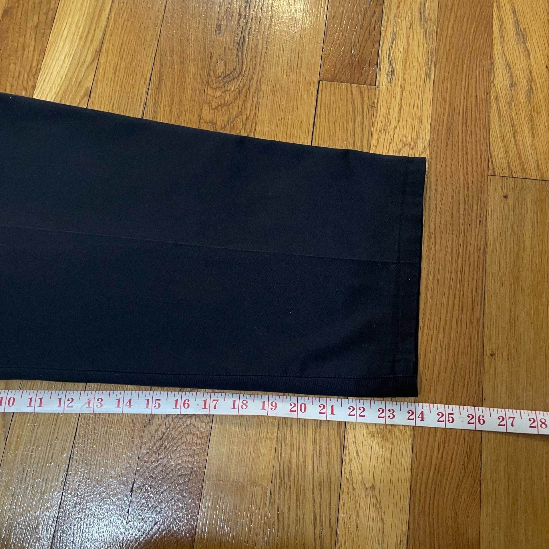 Dockers Men’s black Classic Fit Chino Pants Size 36x29 7