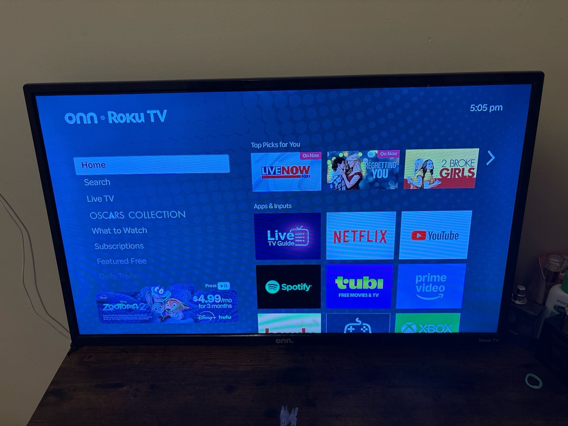 Onn 32-Inch Class HD LED Roku Smart TV 1