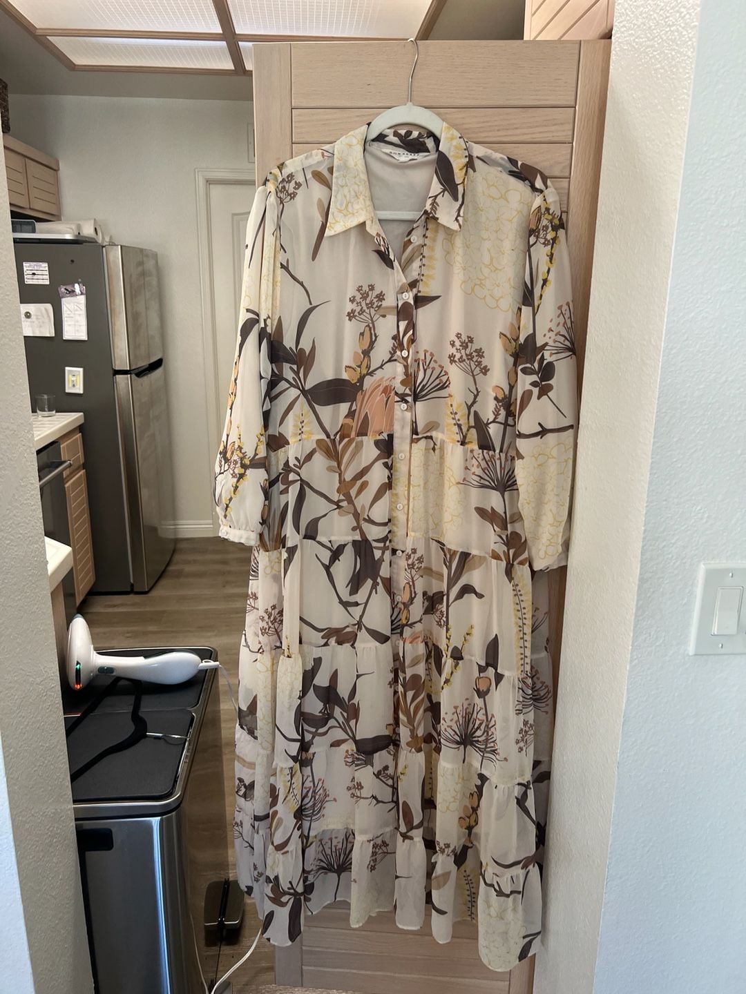 DownEast Ivory Floral Tiered Maxi Shirt Dress 3