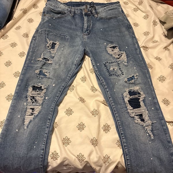 rue21 Premium Supreme Flex Skinny Distressed Paint Splatter Jeans