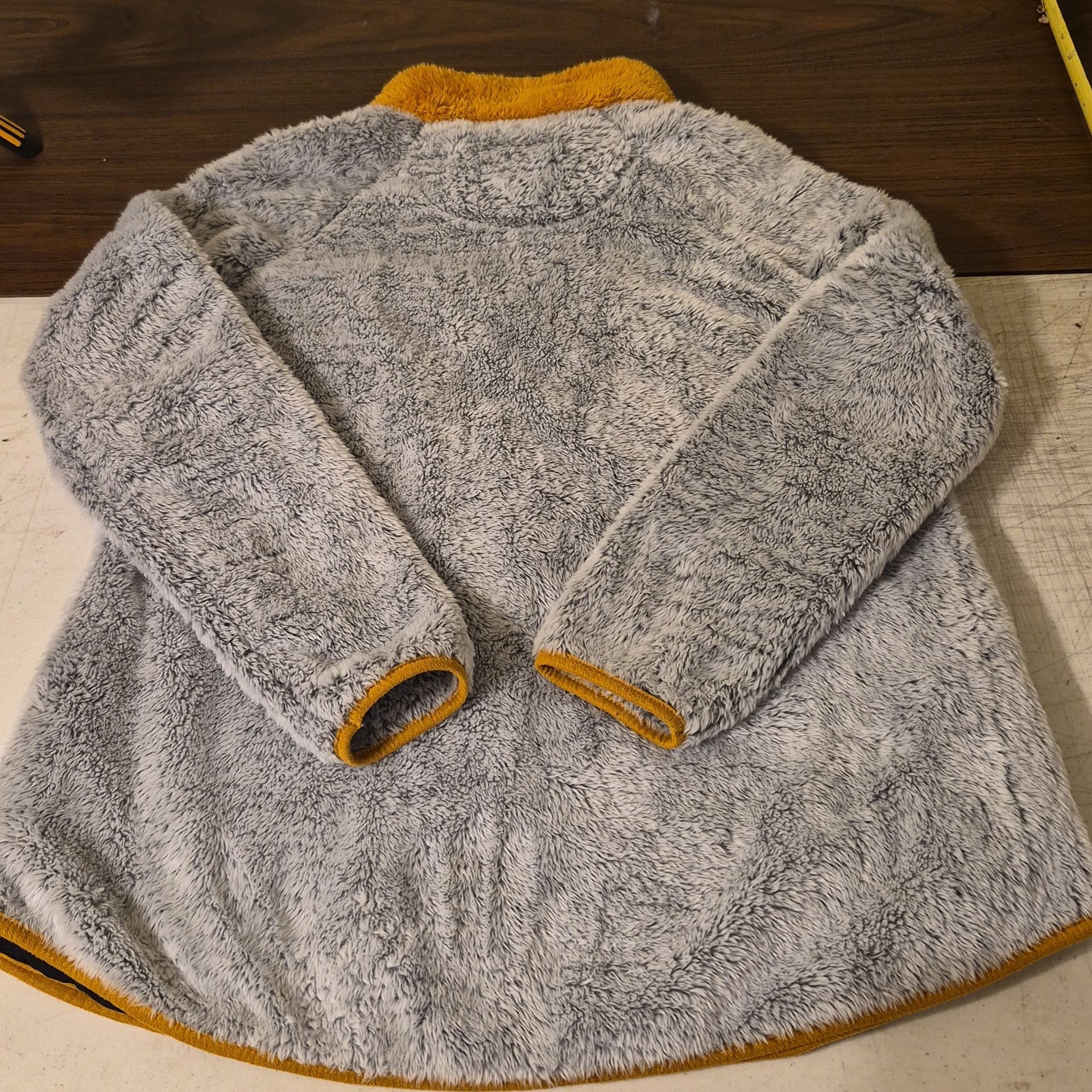 Simply Southern Gray and Mustard Yellow Sherpa Snap-Neck Fleece Pullover Unisex Size XL 10