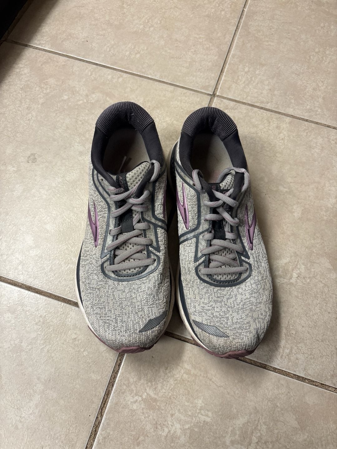 Brooks Adrenaline GTS 20 Women's Running Shoes Size 7.5 Gray Purple 1202961B030 2