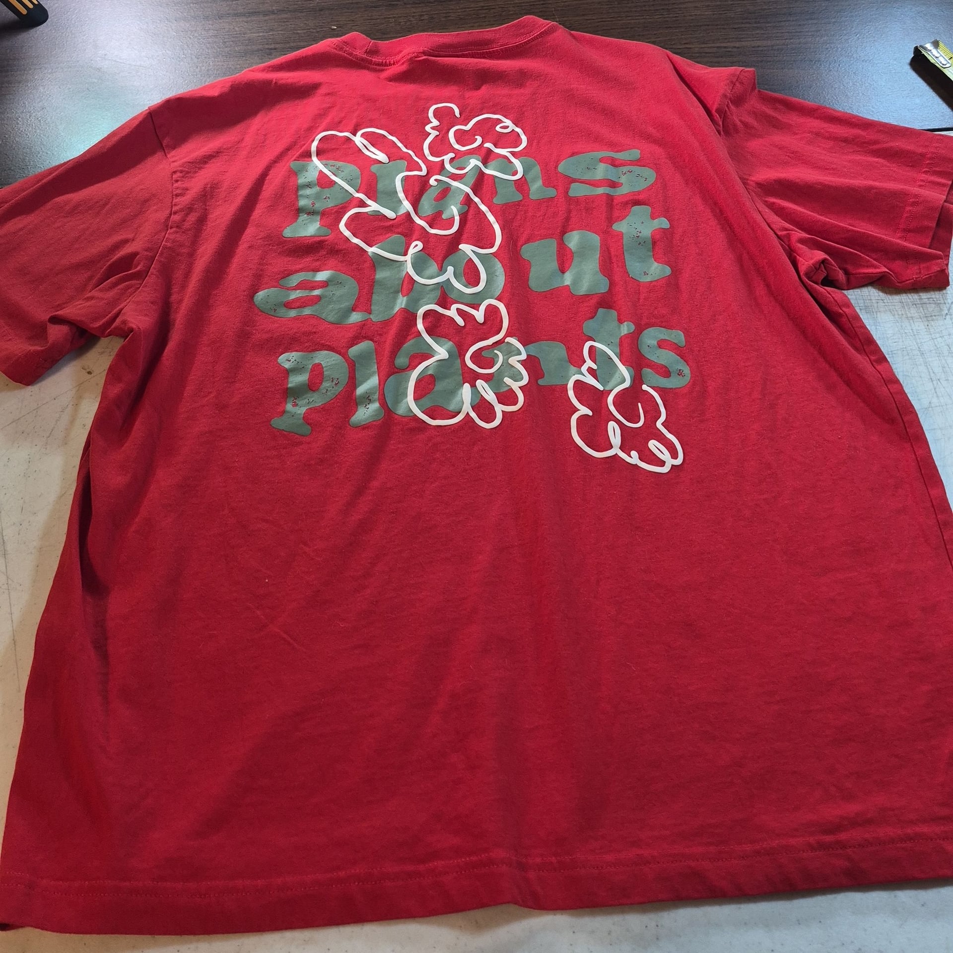 H&M Relaxed Fit Printed Red Graphic T-Shirt Plans About Plants 10