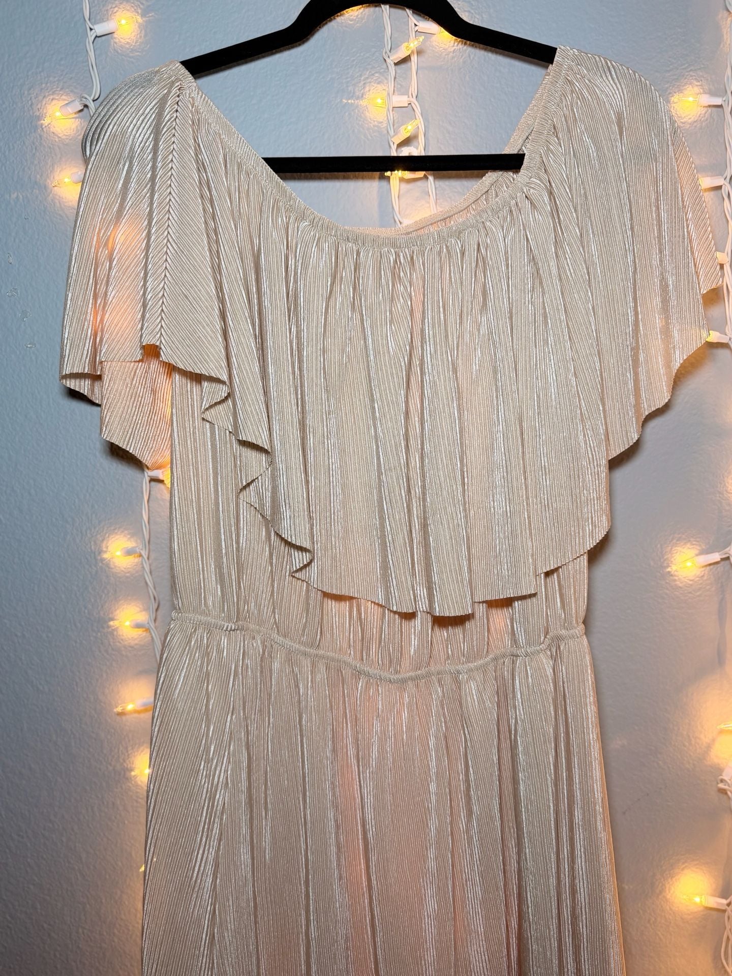 Bella Ella Boutique Slow Dancing Ribbed Off Shoulder Maxi Dress in Champagne 6