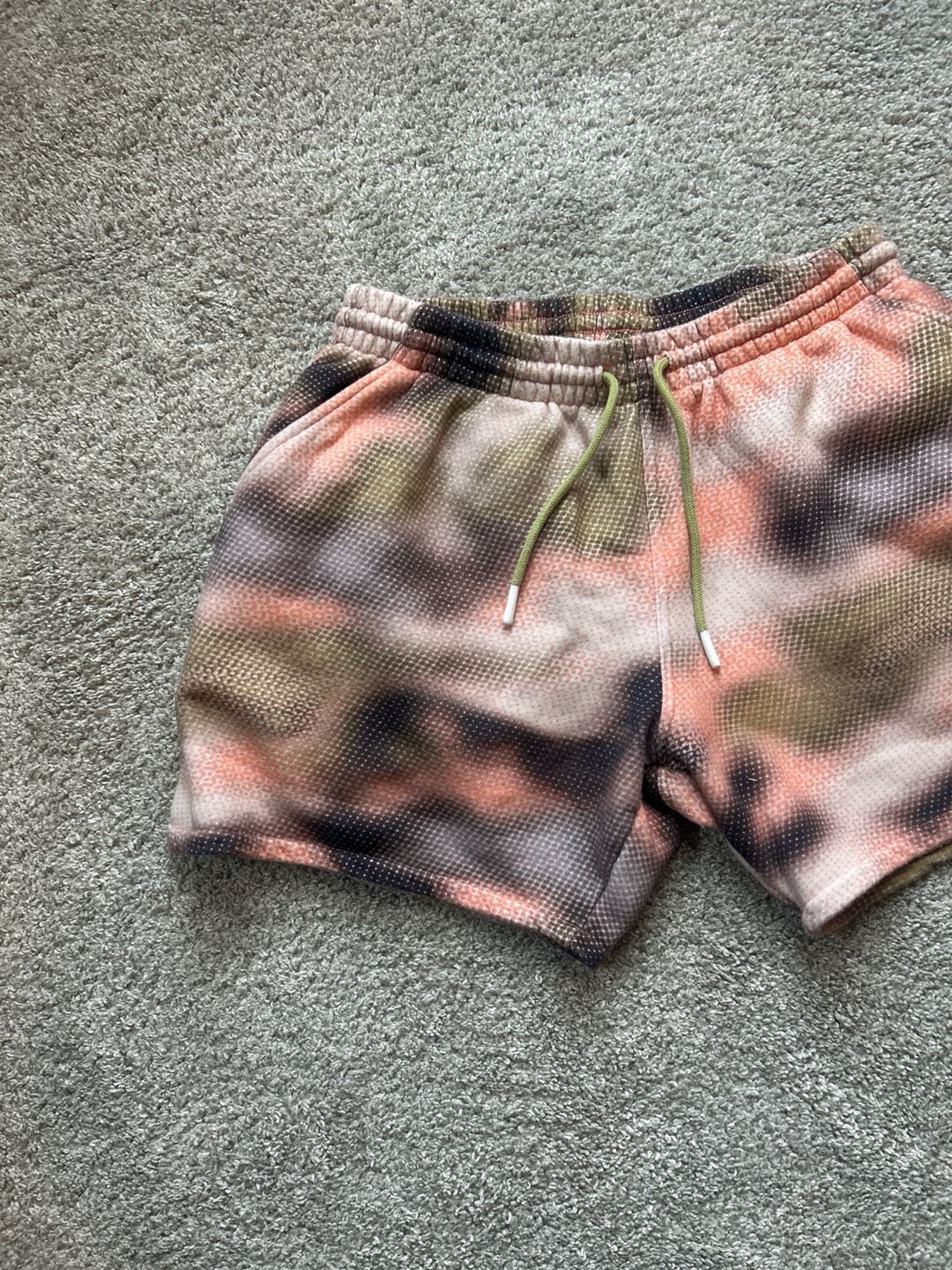 ICECREAM Antique White Growth Sweat Shorts 3