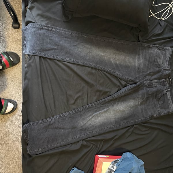 Purple Brand P001 Low Rise Slim Jeans Black Oil Wash