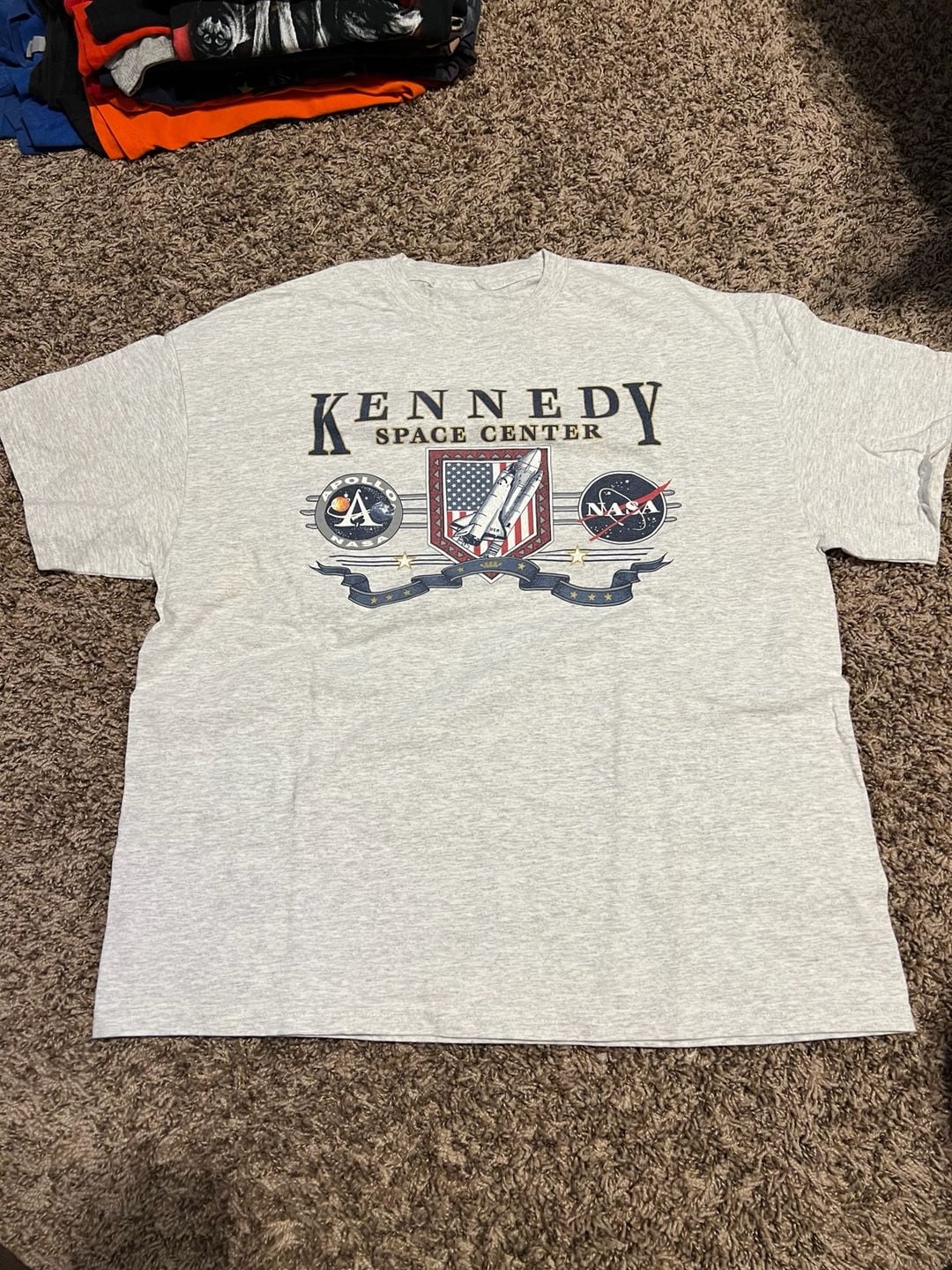 Vintage 90s NASA Kennedy Space Center Apollo Space Shuttle T-Shirt Heather Grey 2