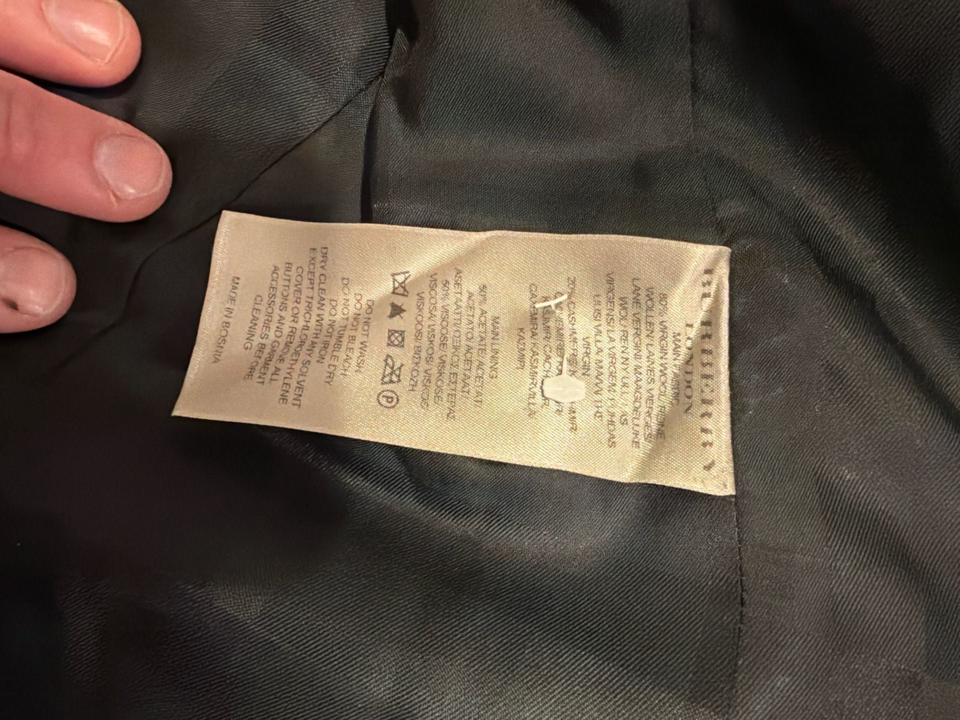 BURBERRY LONDON WOMENS. WOOL CASHMERE BLEND PEACOAT BLACK JACKET SZ MEDIUM 4