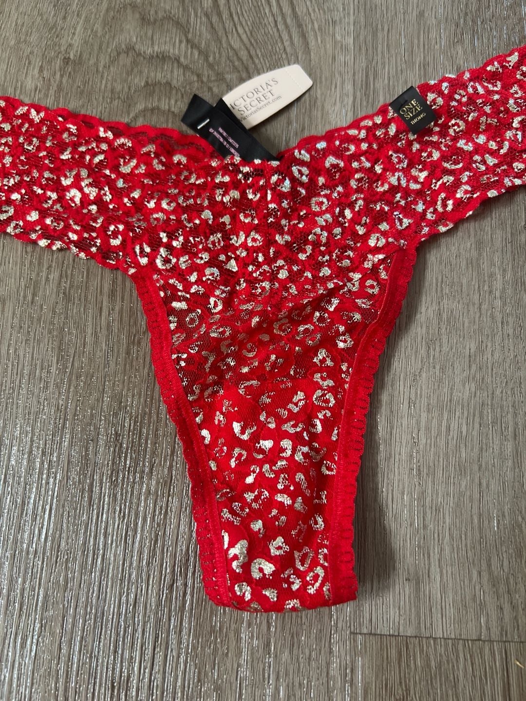 Vintage Victoria's Secret One Size V-String Lace Thong Red Leopard Print 4