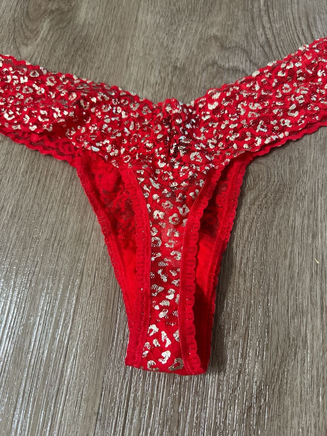 Vintage Victoria's Secret One Size V-String Lace Thong Red Leopard Print 9