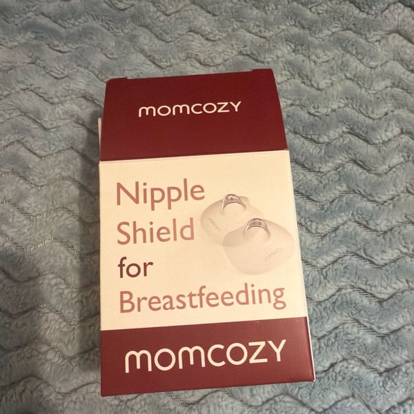 Momcozy Silicone Nipple Shields for Breastfeeding, Size M (20mm), 2 Count