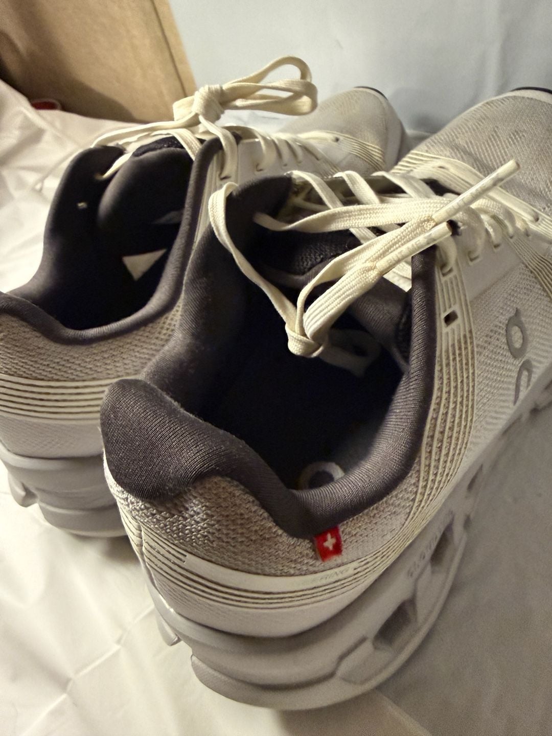 On Running Cloudgo White Glacier Lightweight Running Shoes Women's Size 9.5 4