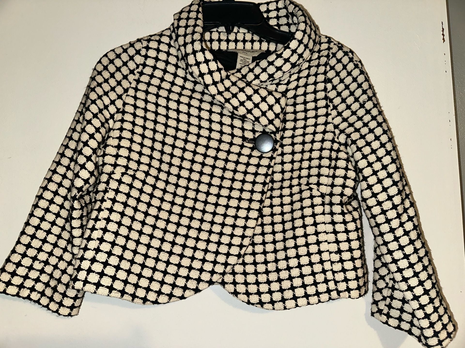 Banana Republic Black Ivory Geometric Textured Cropped Bolero Jacket Small Lined 2