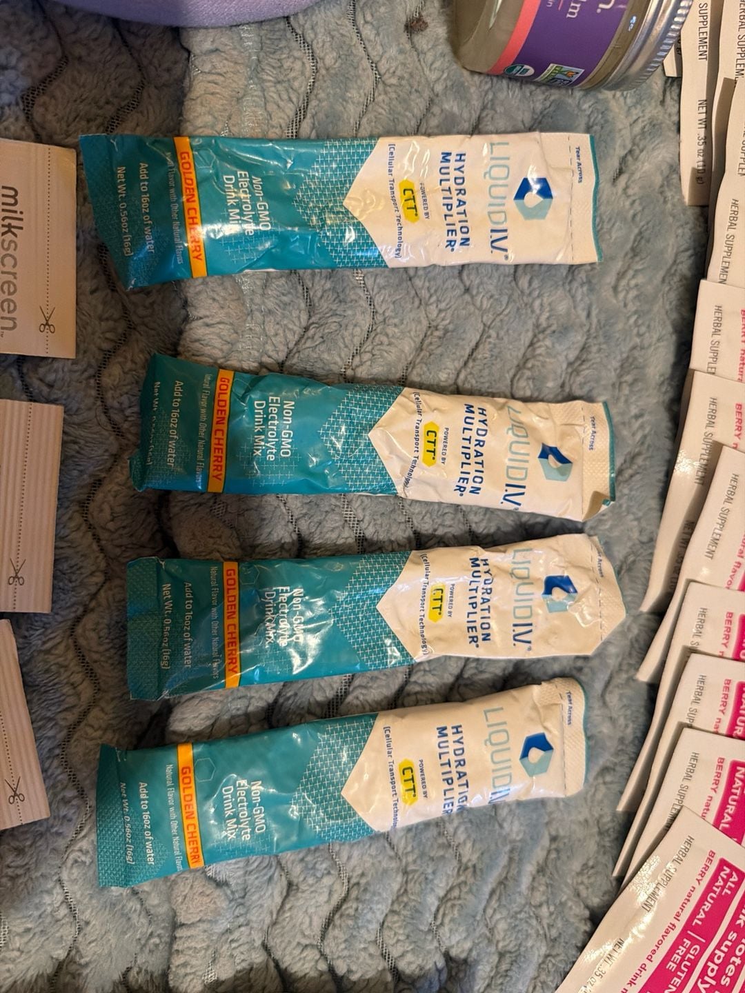 Breastfeeding Bundle - Lansinoh Balm, Medela Wipes, Milkflow, & Hydration Sticks 4